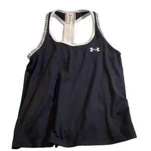 New Under Armour | Racer Back
Loose Fit Logo Trim Tank Top